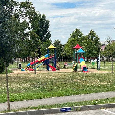 Olivia Home Oradea Buitenkant foto